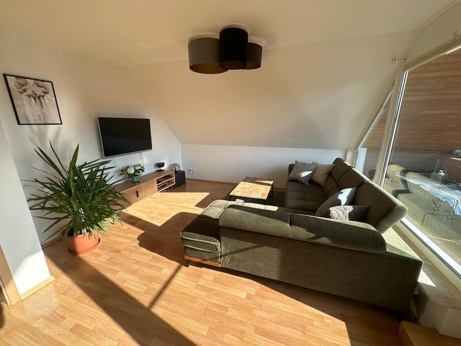 Sonniges & Ruhiges Apartment Mit Balkon Nahe Berlin Zeuthen Kültér fotó